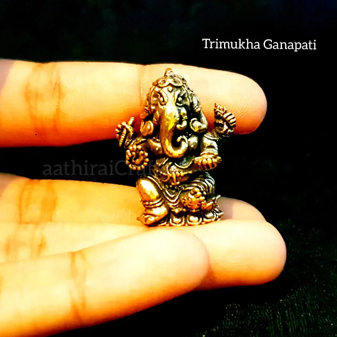 Trimukha Ganapathi MiniatureThingal Essentials LLP
