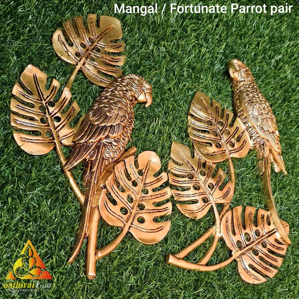 Mangal / Fortunate Parrot Pair / Hanging Parrot Set Sculpture - secondary
