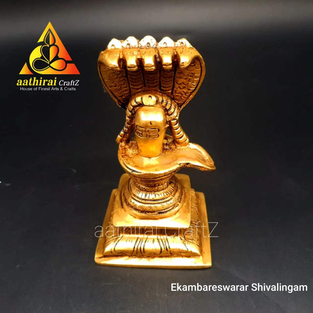 Ekambareswarar Shivalingam / Shivan With Naagabaranam - secondary