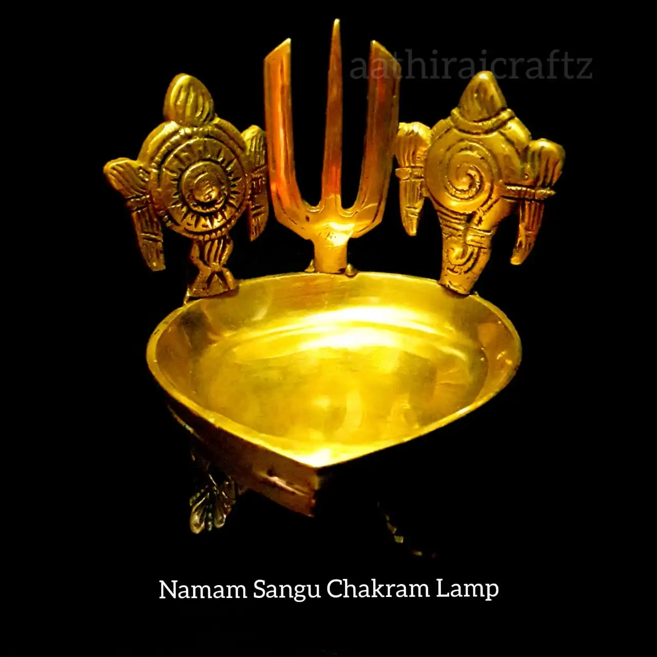 Heart Sangu Chakra Thirunamam Vilakku ( Small )Thingal Essentials LLP