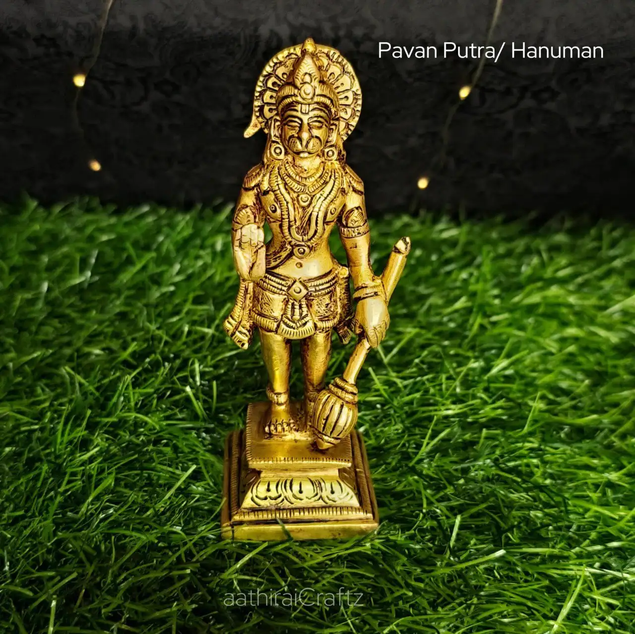 Pavan Putra / Hanuman Statue
Brass Antique Finish - secondary