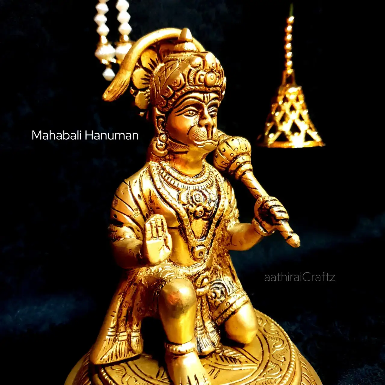 Mahabali Hanuman / Anjaneya Statue
Brass Antique Finish - secondary