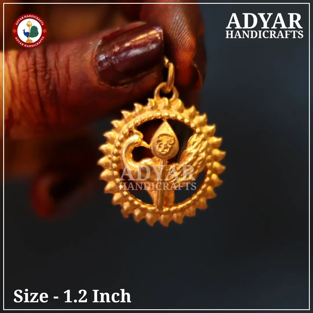 Velum Mayilum Pendent