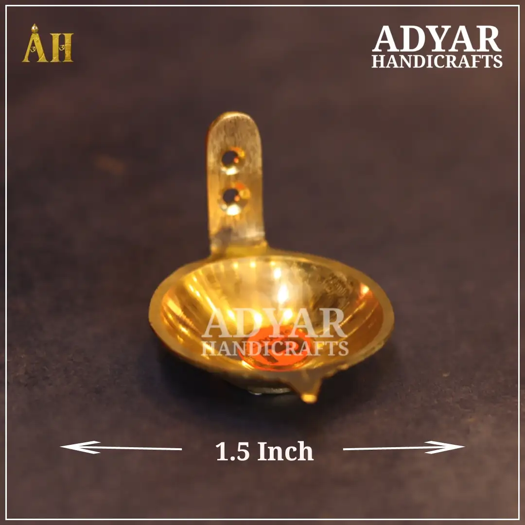 1.5 Inch Mada Vilakku Brass