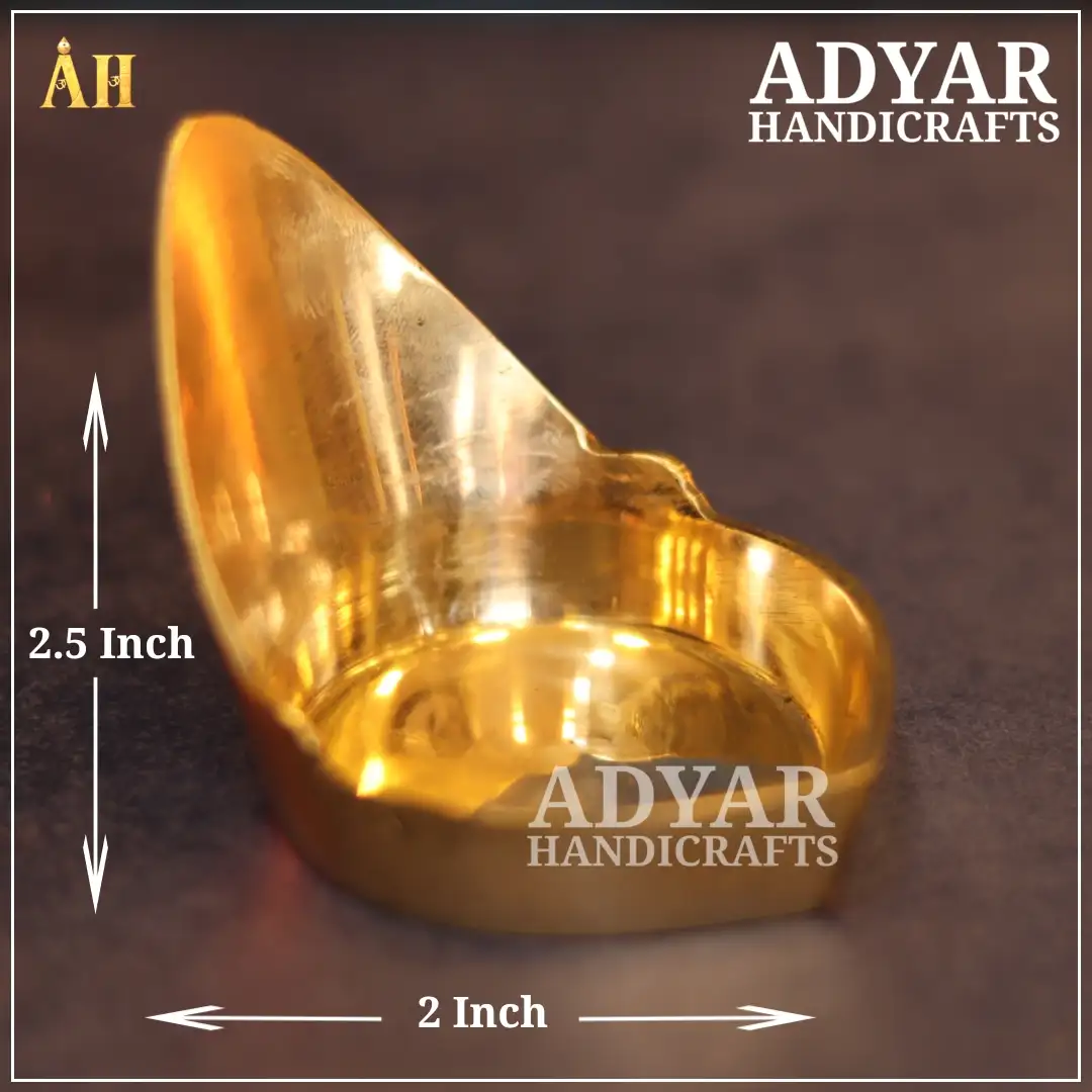 Mada Vilakku Brass (No.4)