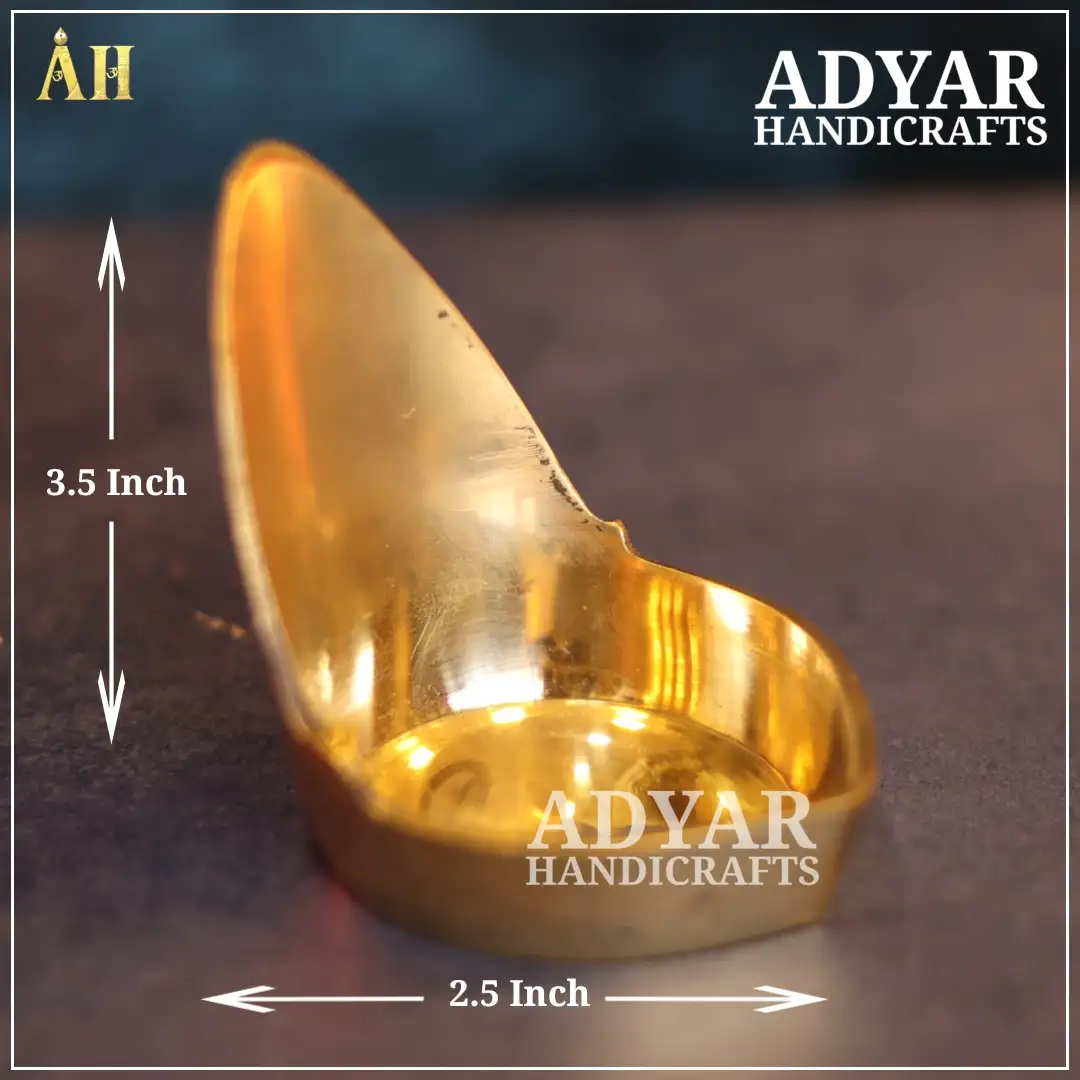 Mada Vilakku Brass (No.5)