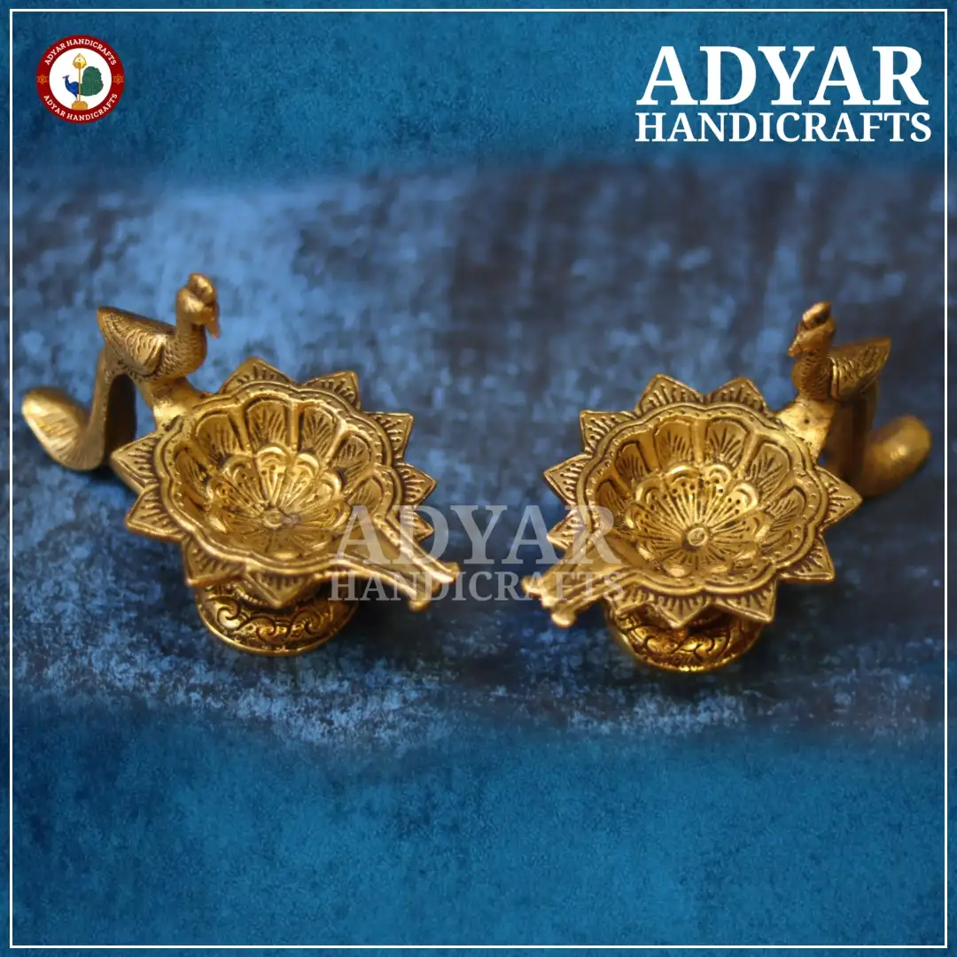 Peacock Diya Set Brass hover