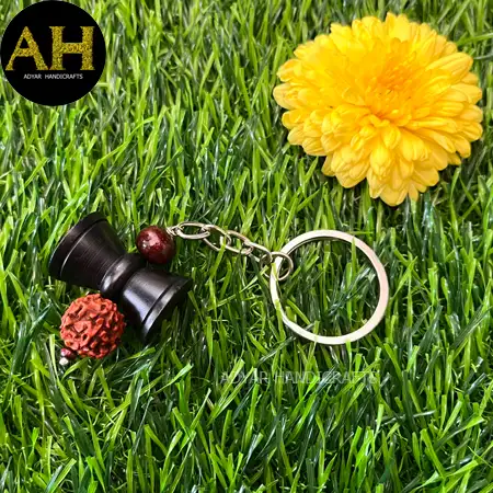 KARUNGALI UDUKKU KEYCHAIN