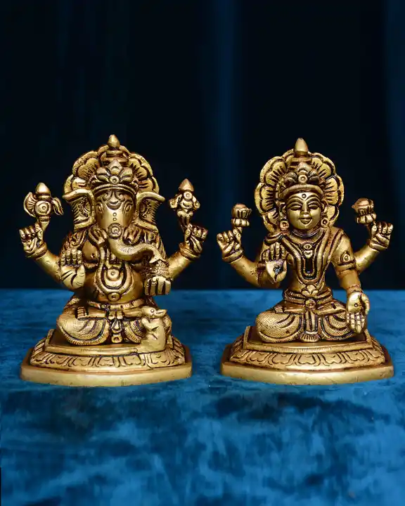 Kamal Laxmi Ganesh sitting Base