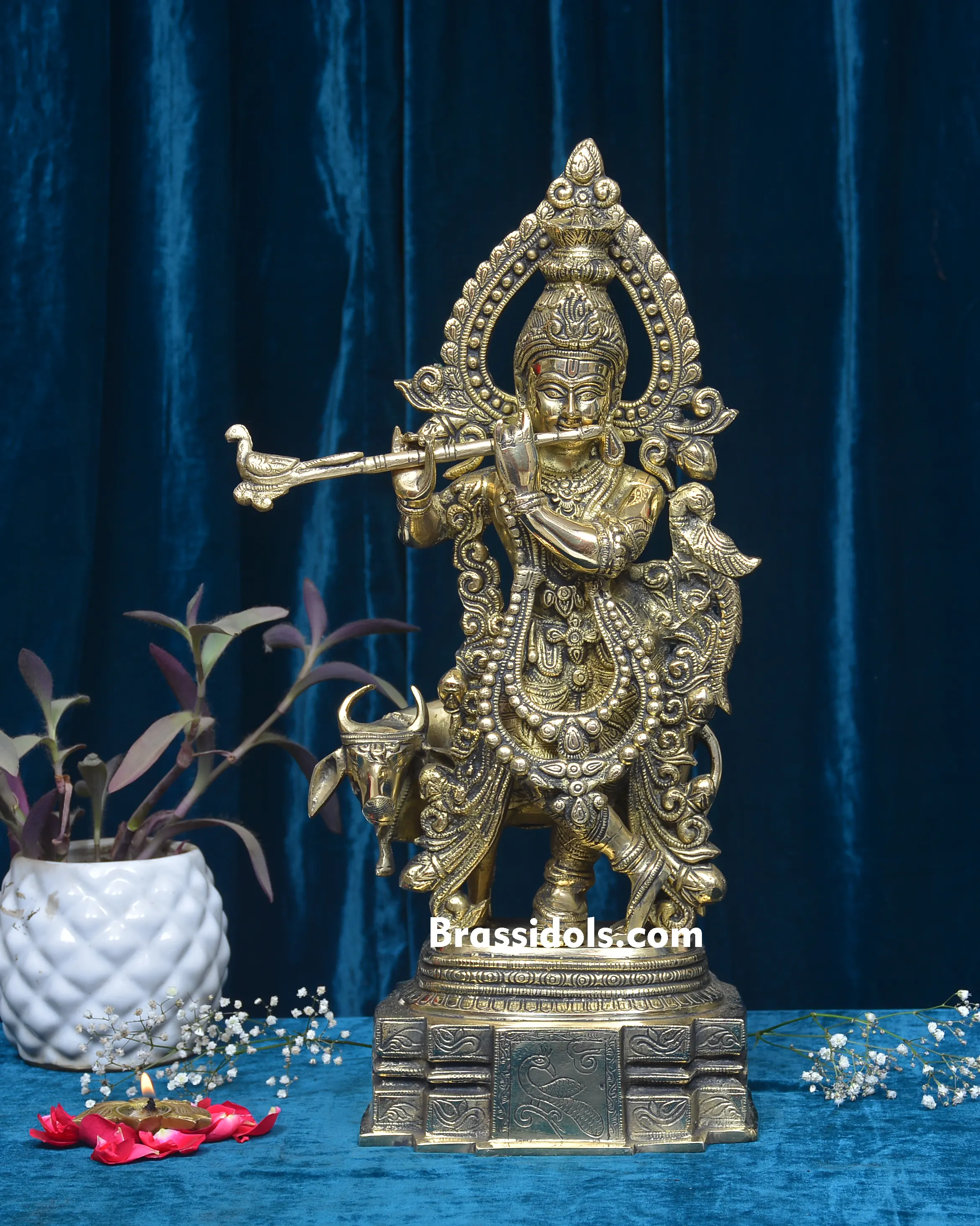 DESIGN COW KRISHNA STANDING