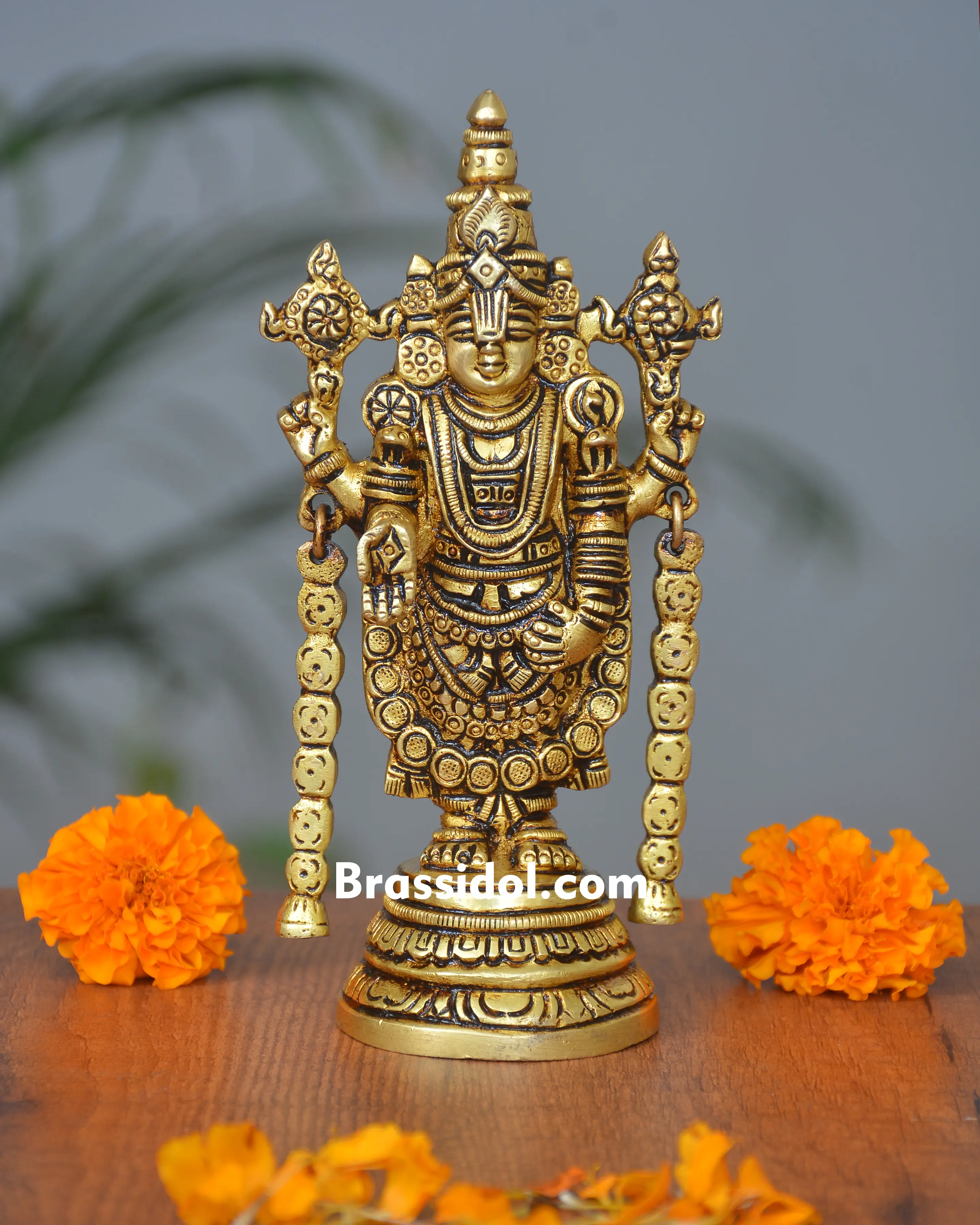 Tirupati Balaji Statue with Latkan Design - 550 gm