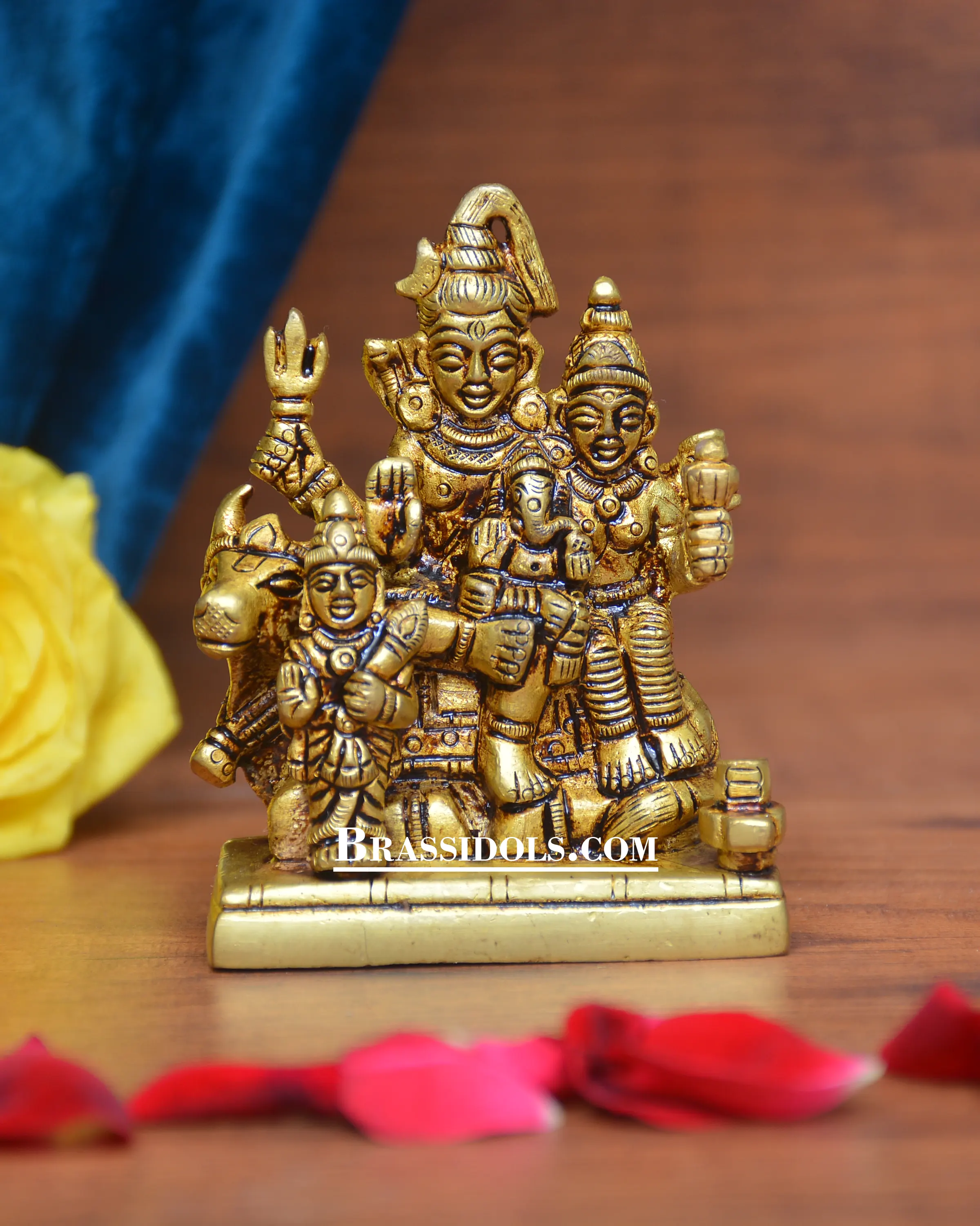 Brass Sitting Shiv Family 3.5 Inches