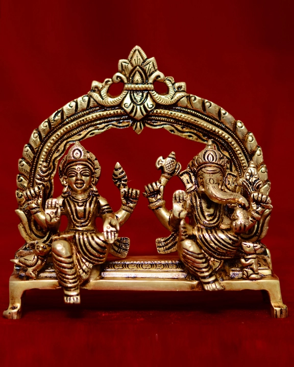 Frame Laxmi Ganesh