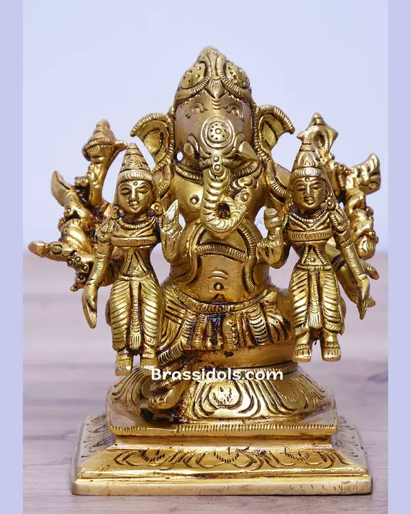 Brass Sidhi Budhi Ganesha idol - 4.5 inches