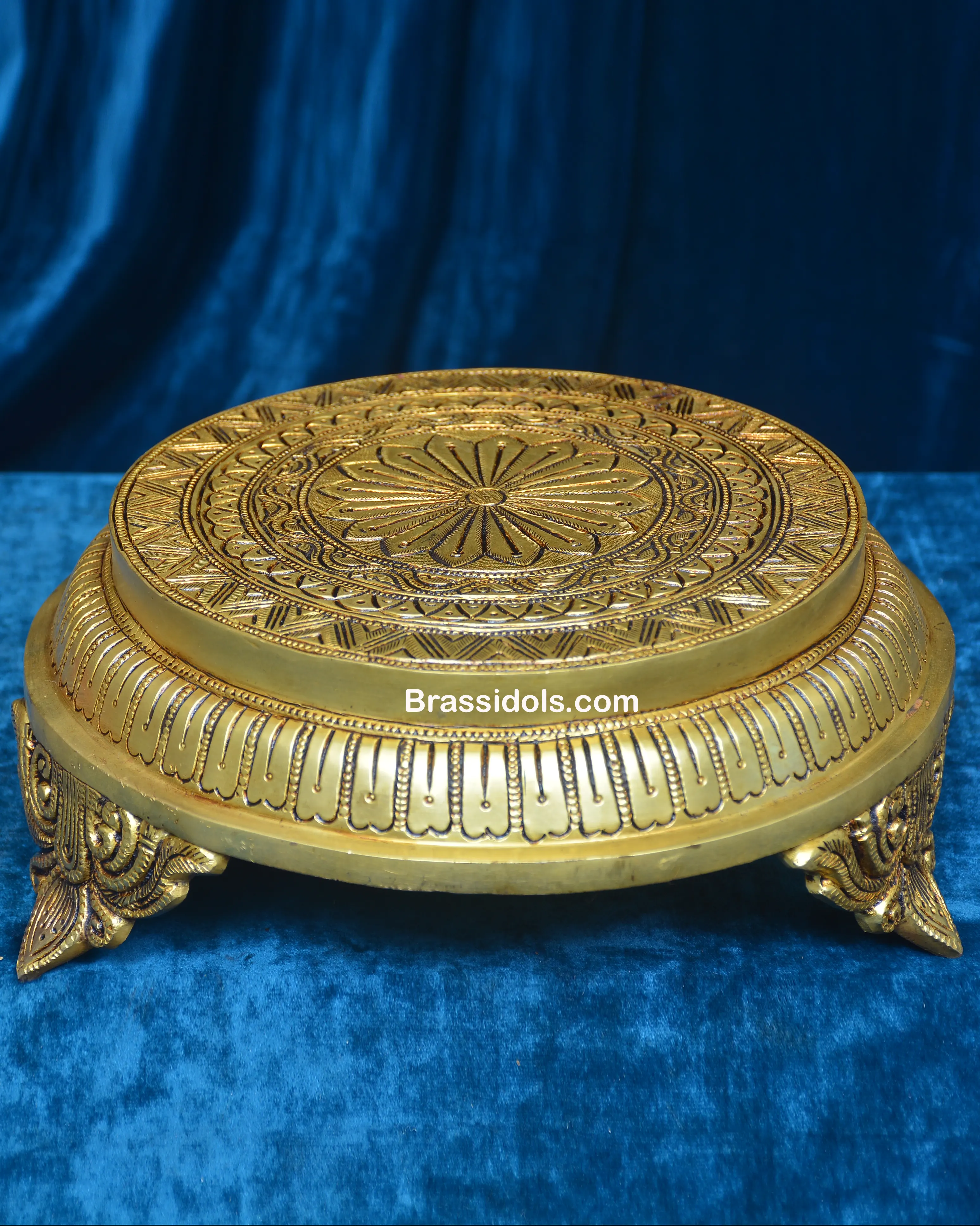 Brass 3 Leg Round Choki 4 Inches - secondary