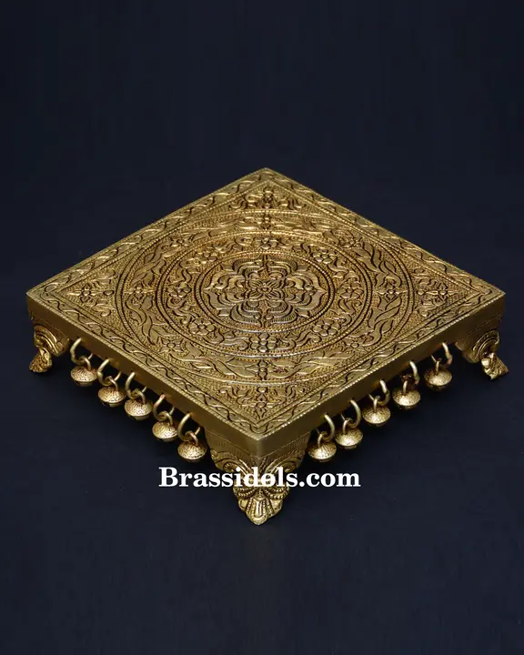 Golden Floral Design - secondary