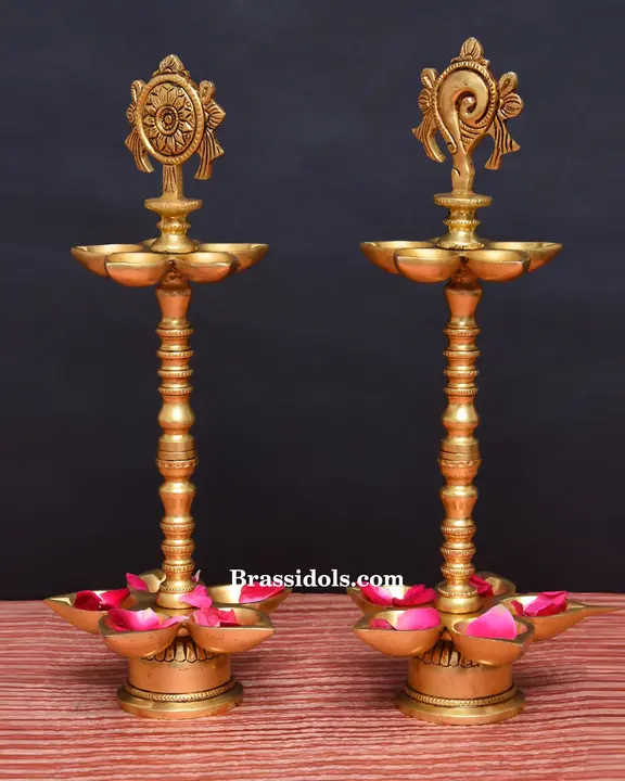 Standing Shank chakra diya - secondary