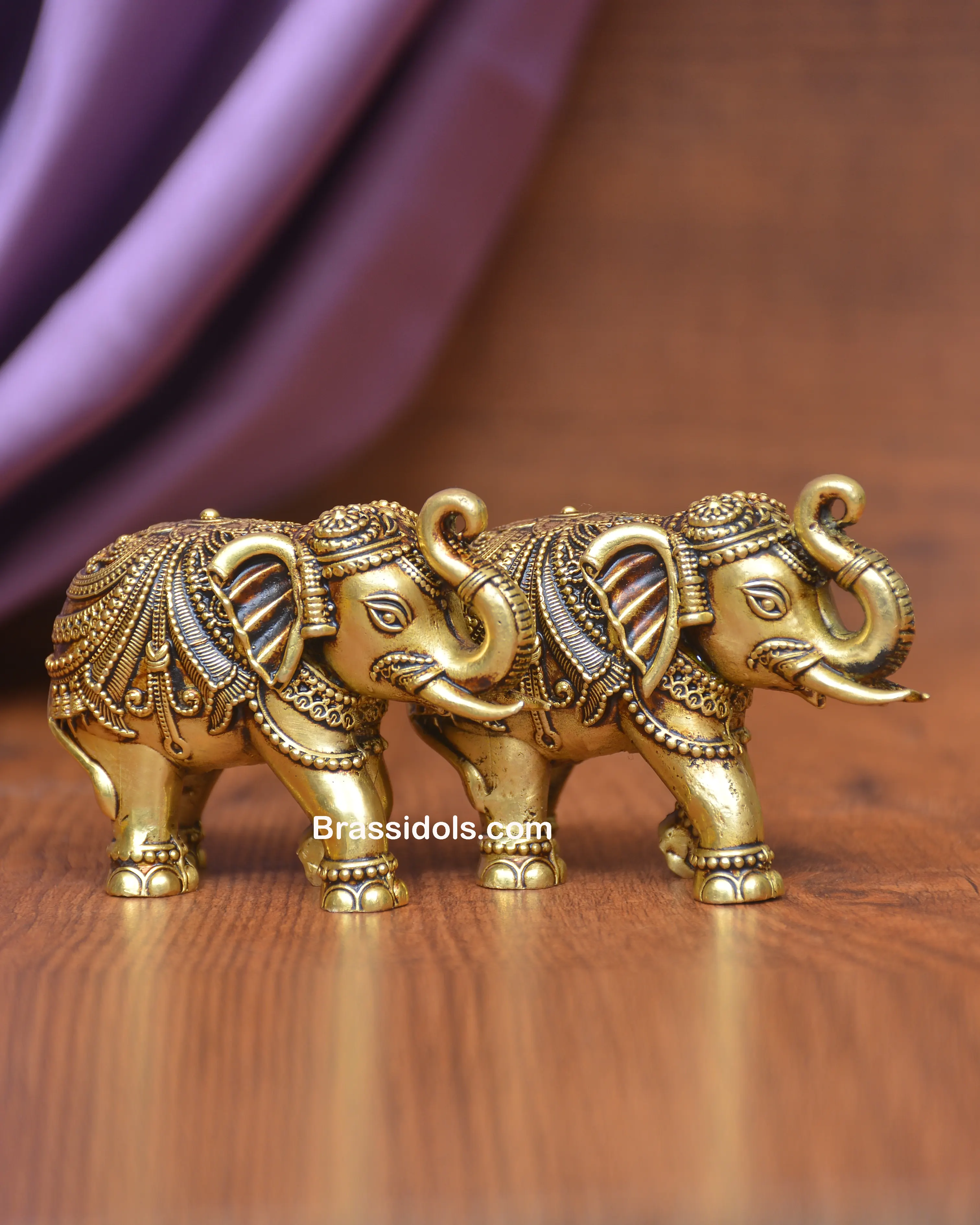 LIGHT WEIGHT BRASS DESIGN ELEPHANT - secondary