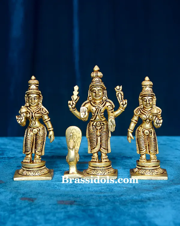 Murgan set With Peacock