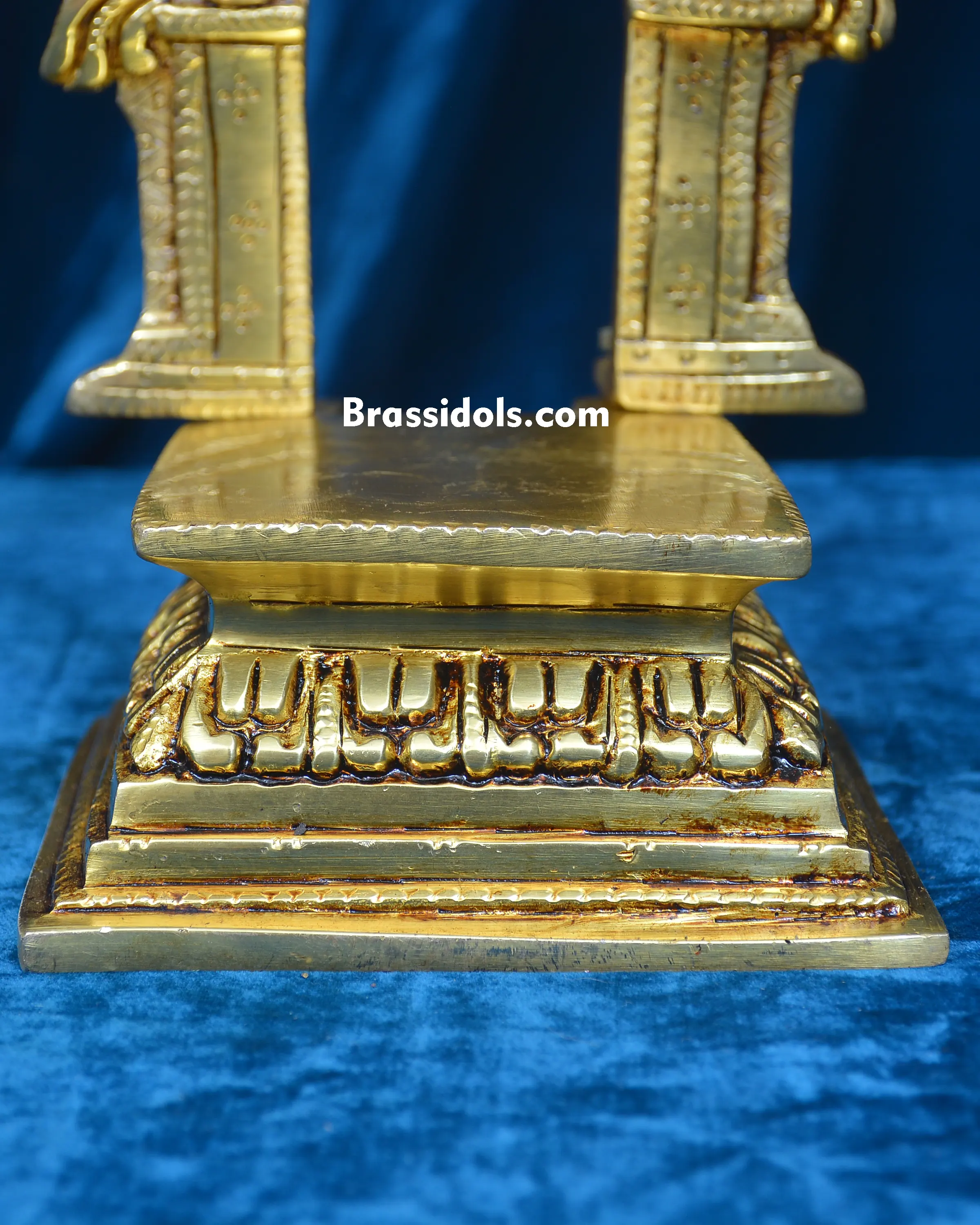 FRAME SINGHASAN WITH FLAGS - secondary