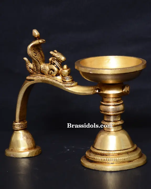 Garun with lingam Aarti