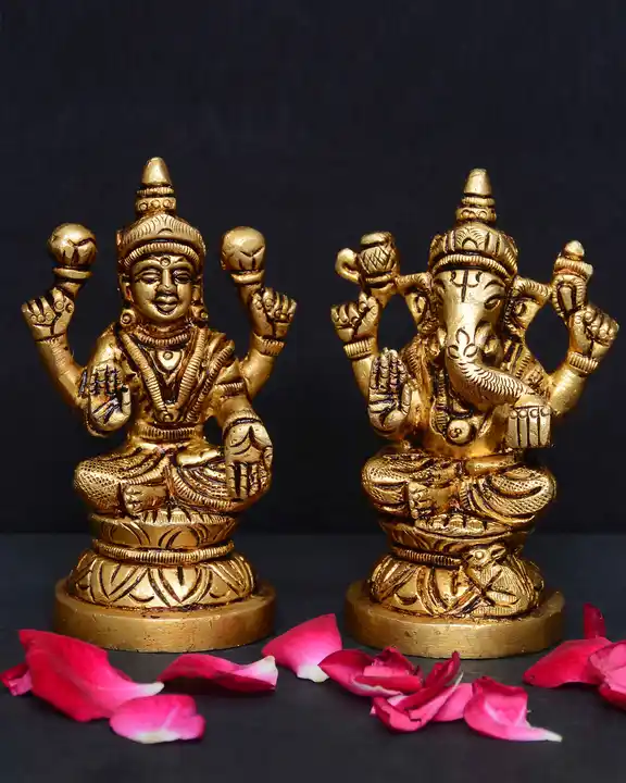Laxmi Ganesh Gol Base