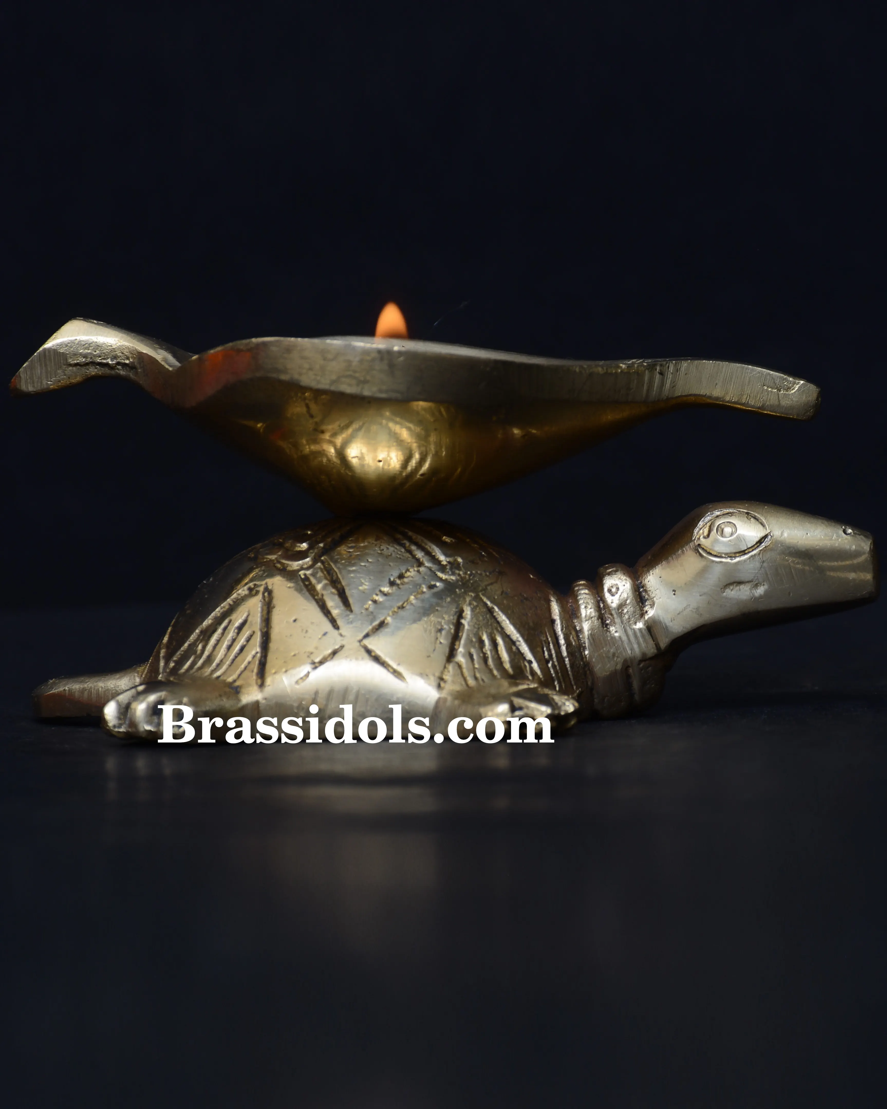 Tortoise Leaf Deepak