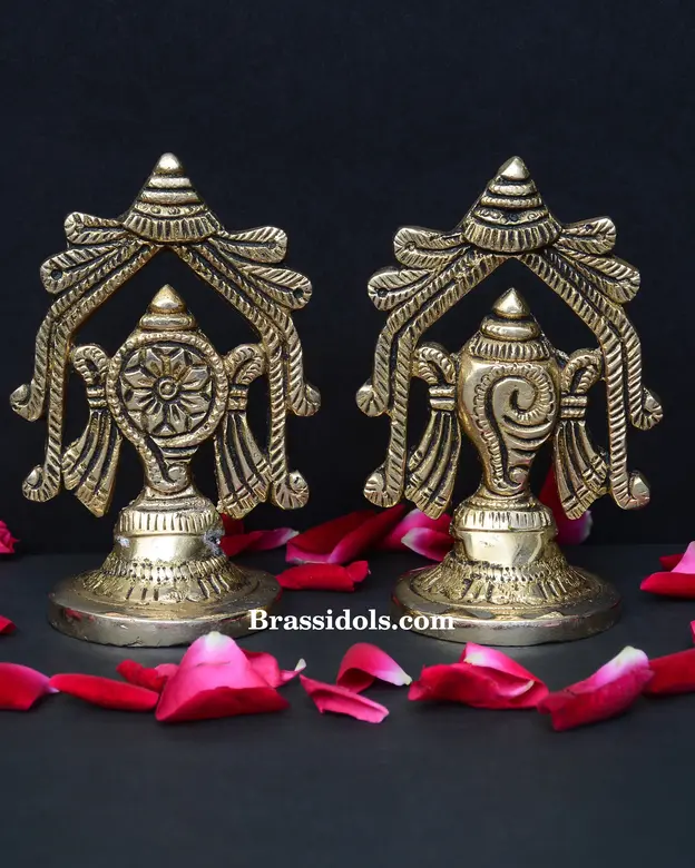 Standing Shank Chakra