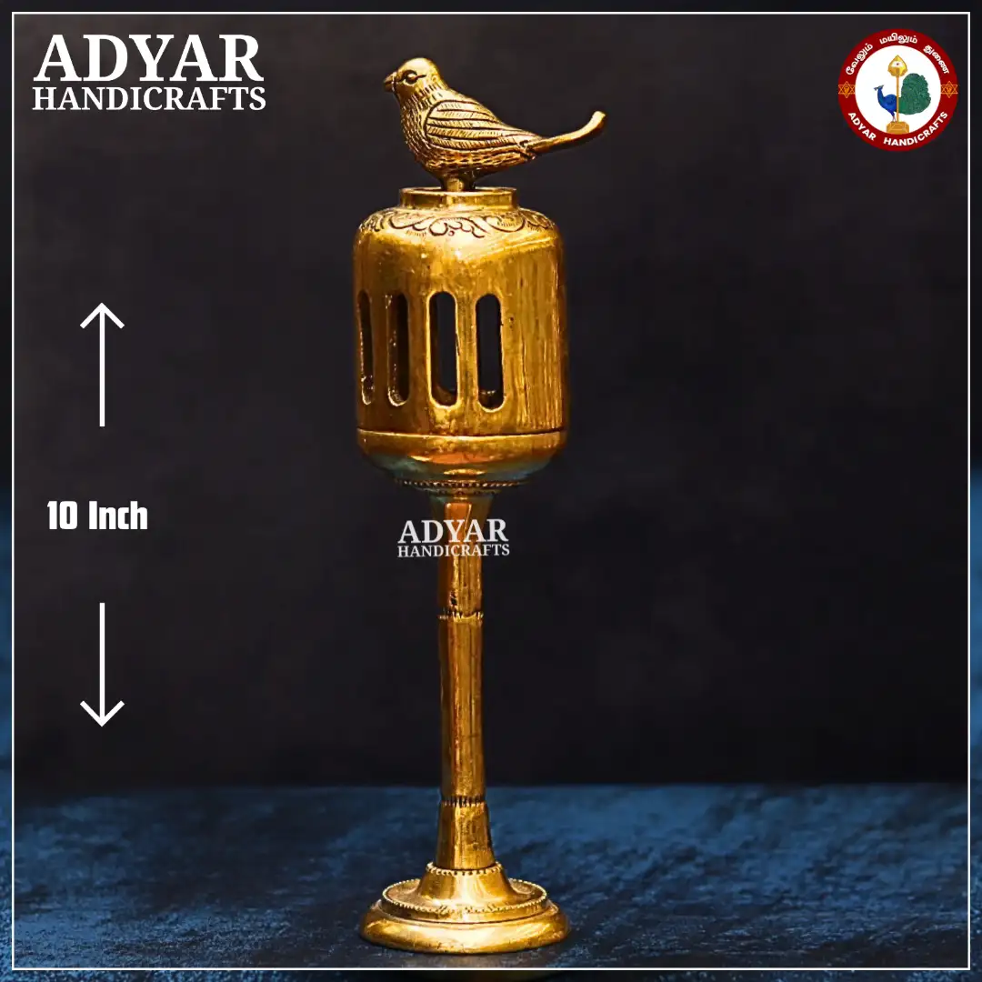 Parrot Vilakku Stand