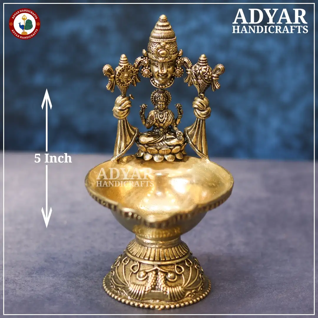 Lakshmi Perumal Vilakku ( Light Weight Model )