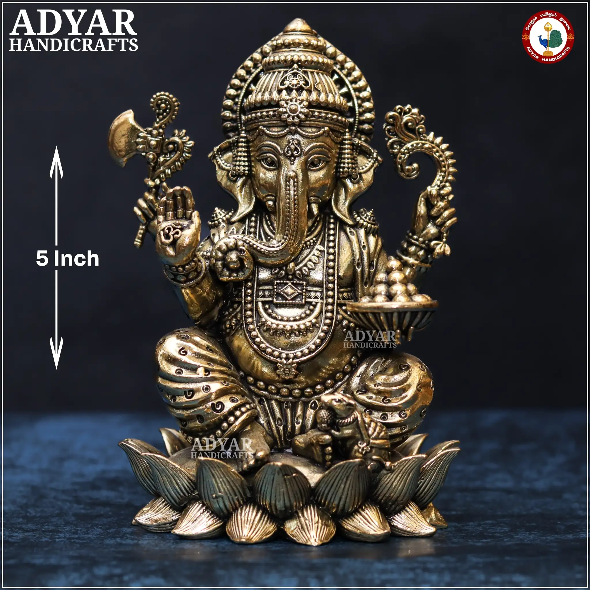 Vinayagar On Lotus (Lite Weight Model)
