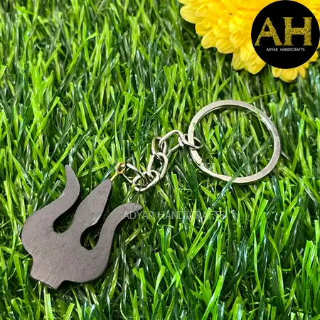 KARUNGALI SULAM KEYCHAIN