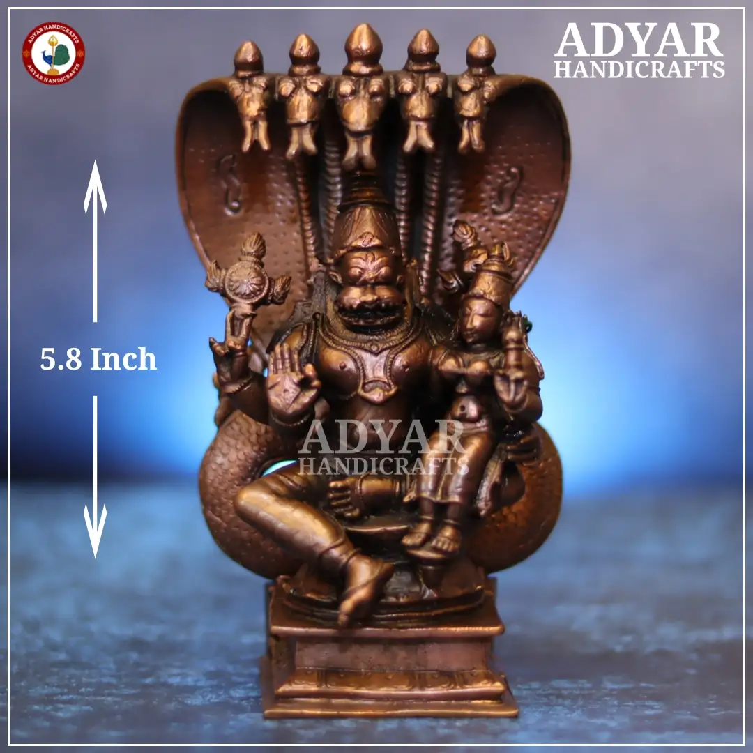 Lakshmi Narasimhar With Aadhisheshan