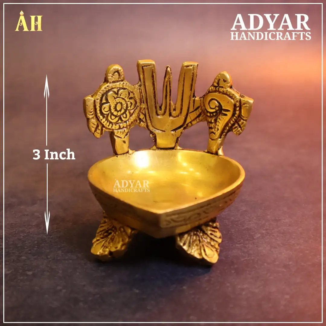 3 Inch Sangu Chakra Nama Vilakku Brass