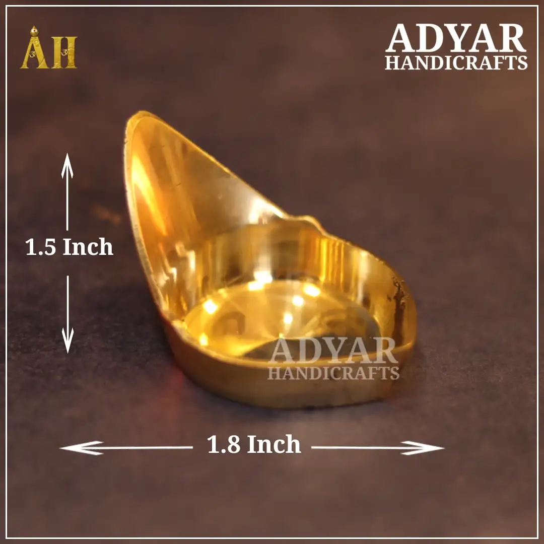 Mada Vilakku Brass (No.1)