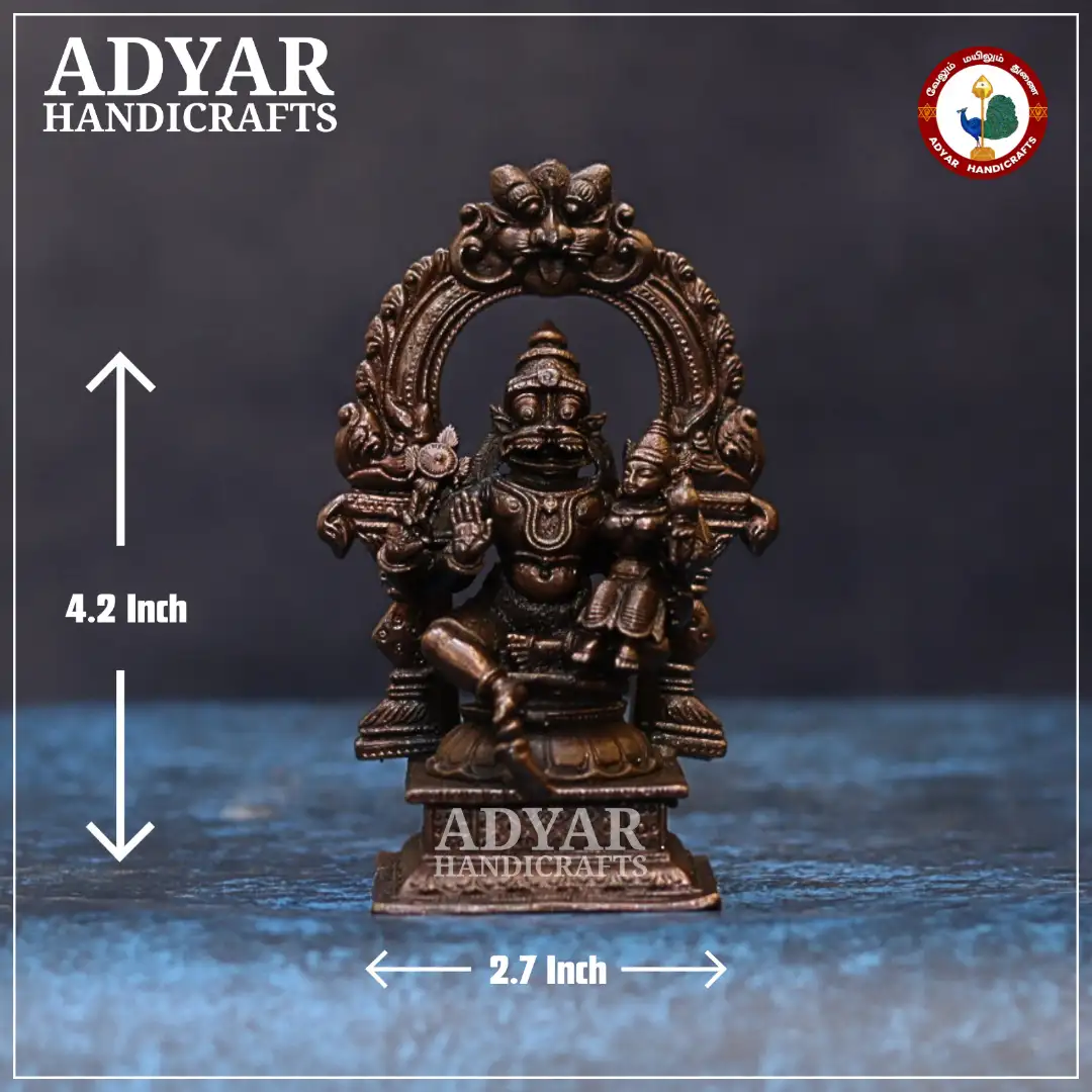 Lakmi Narasimar With Arch