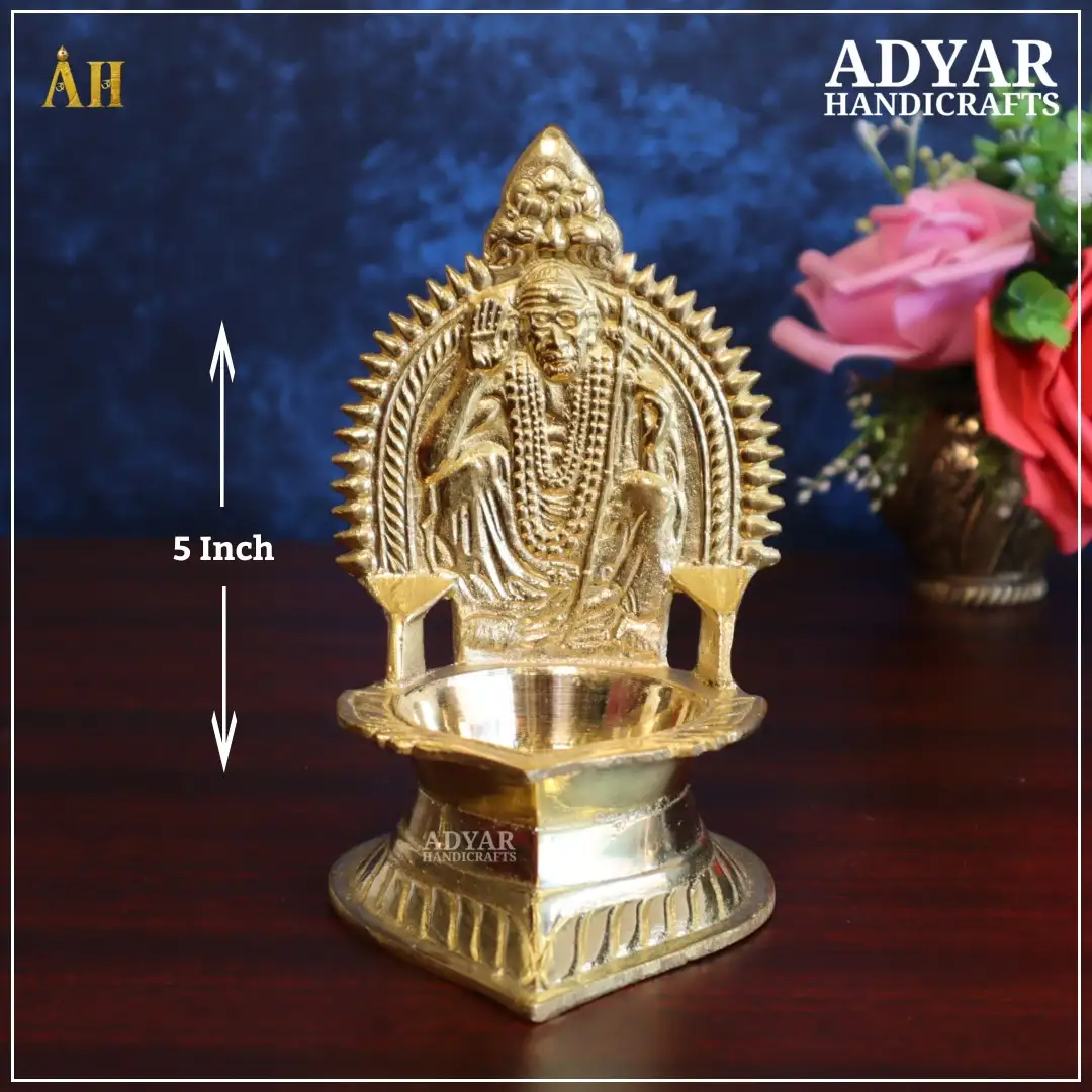 5 Inch Kanchi Mahaperiyava Kamatchi Vilakku