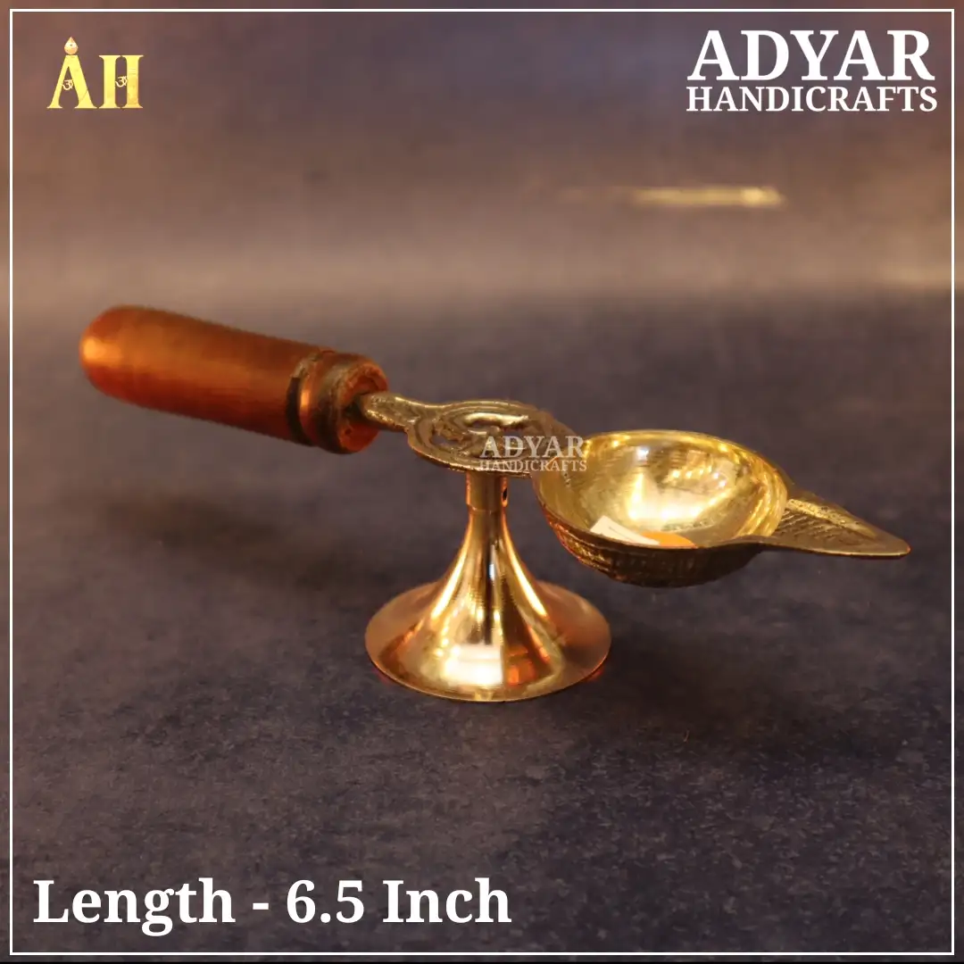 Thunai Deepam Brass With Wood Holder