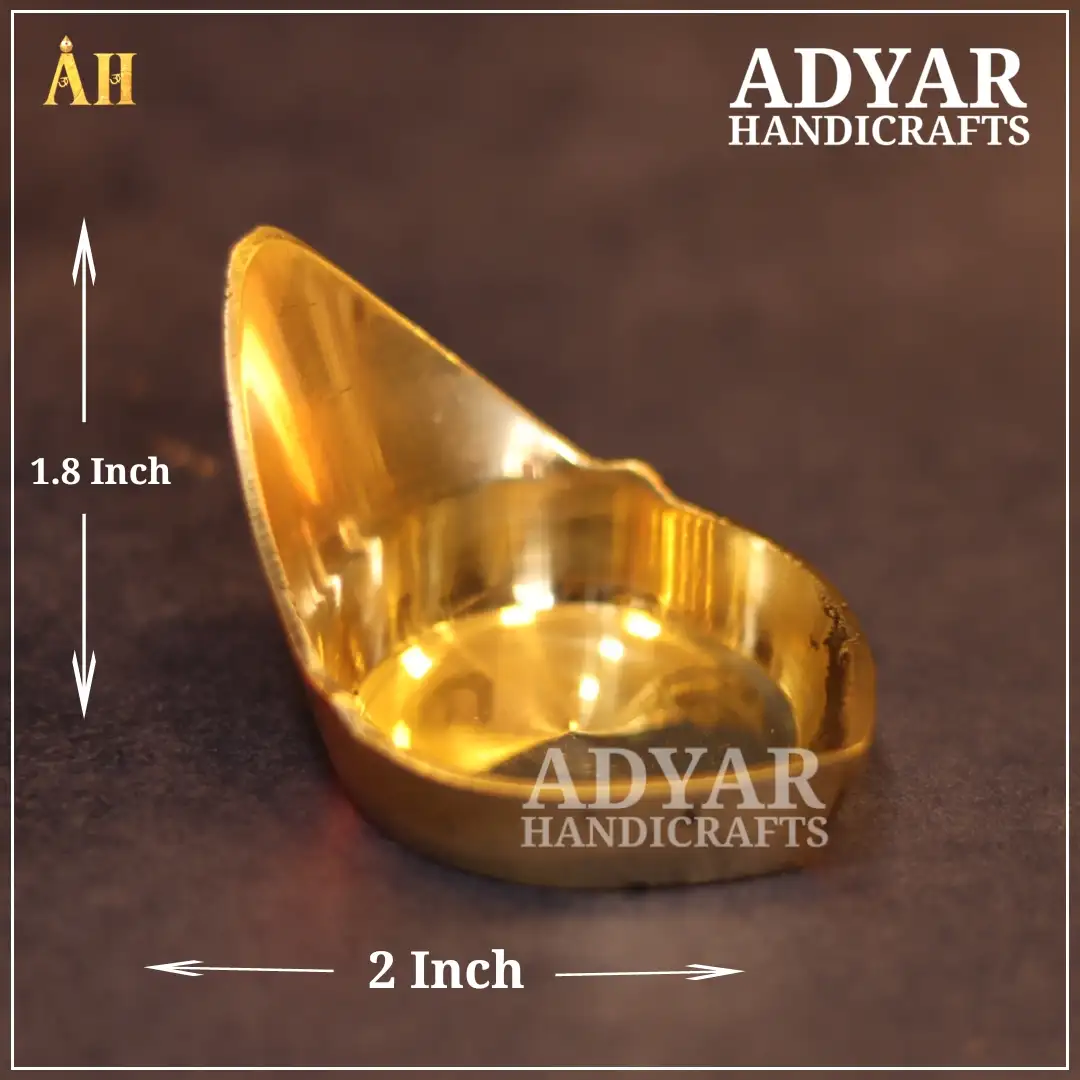 Mada Vilakku Brass (No.2)