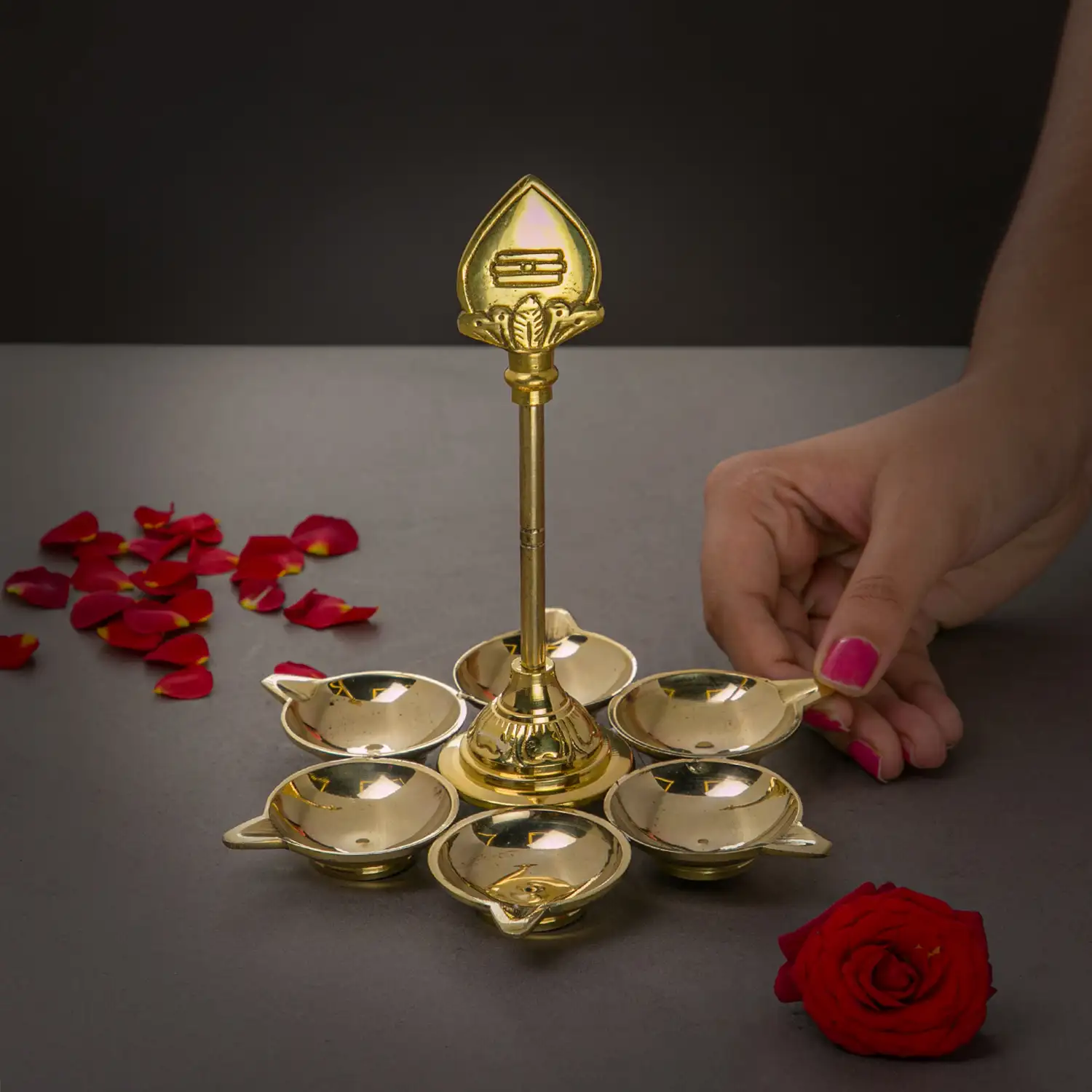 7 inches Brass Vel Arumuga Vilakku for Lord Murugan - image 3