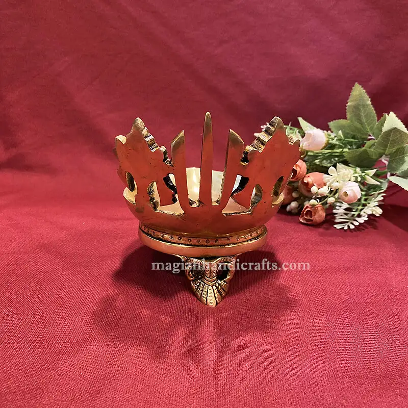 Small Brass Sangu Chakra Namam lamp - SC - image 5