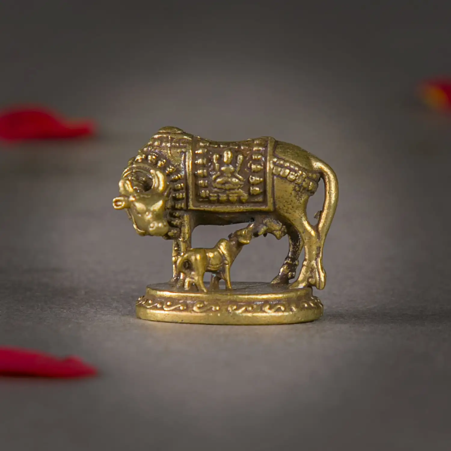 1 inch Brass mini cow and calf idol