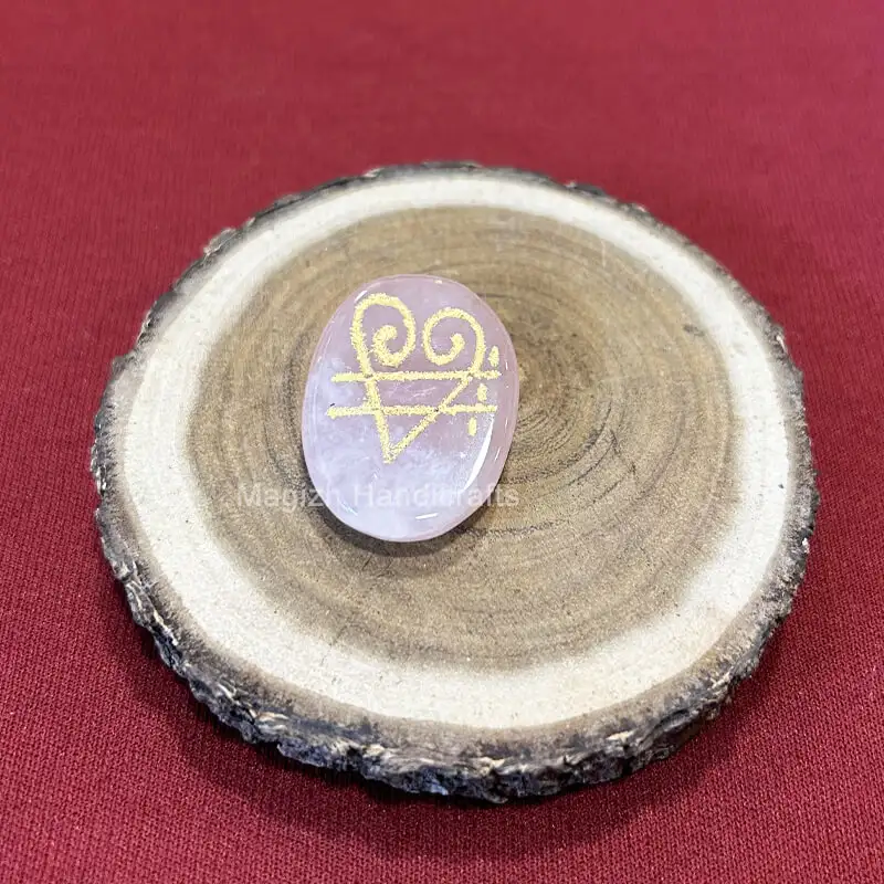 Rose Quartz Love stone - image 3