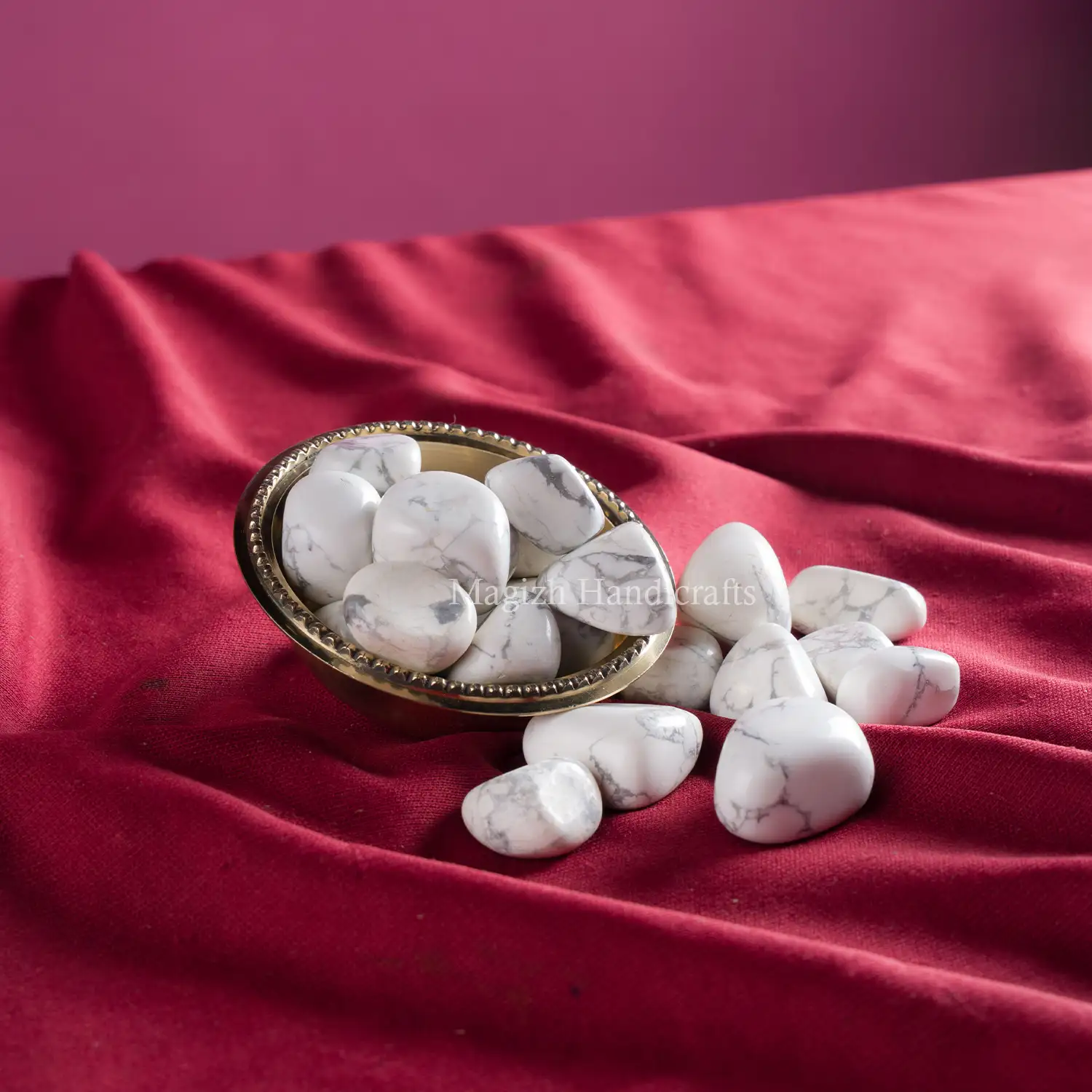Howlite tumble stones - secondary