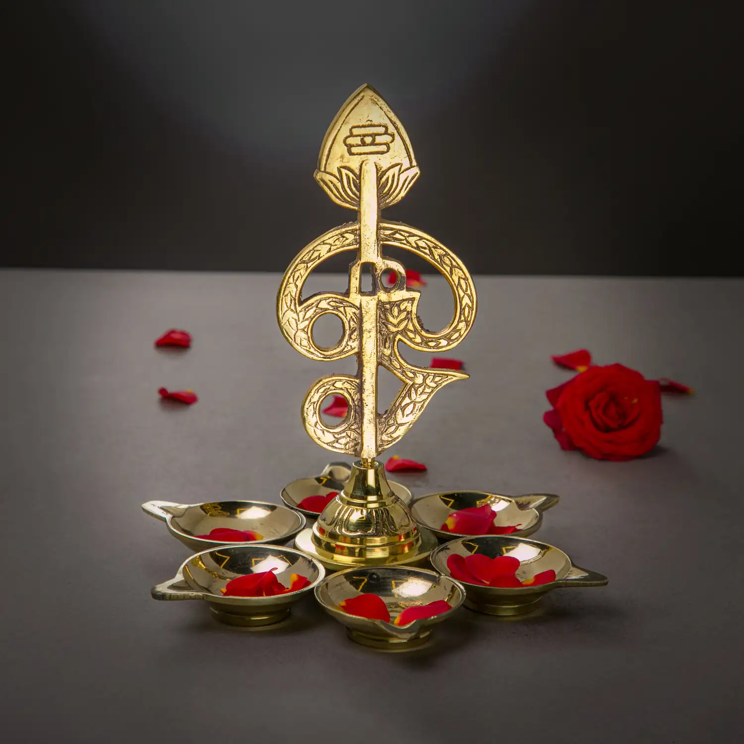 7 inches Brass Om Vel Arumuga Vilakku