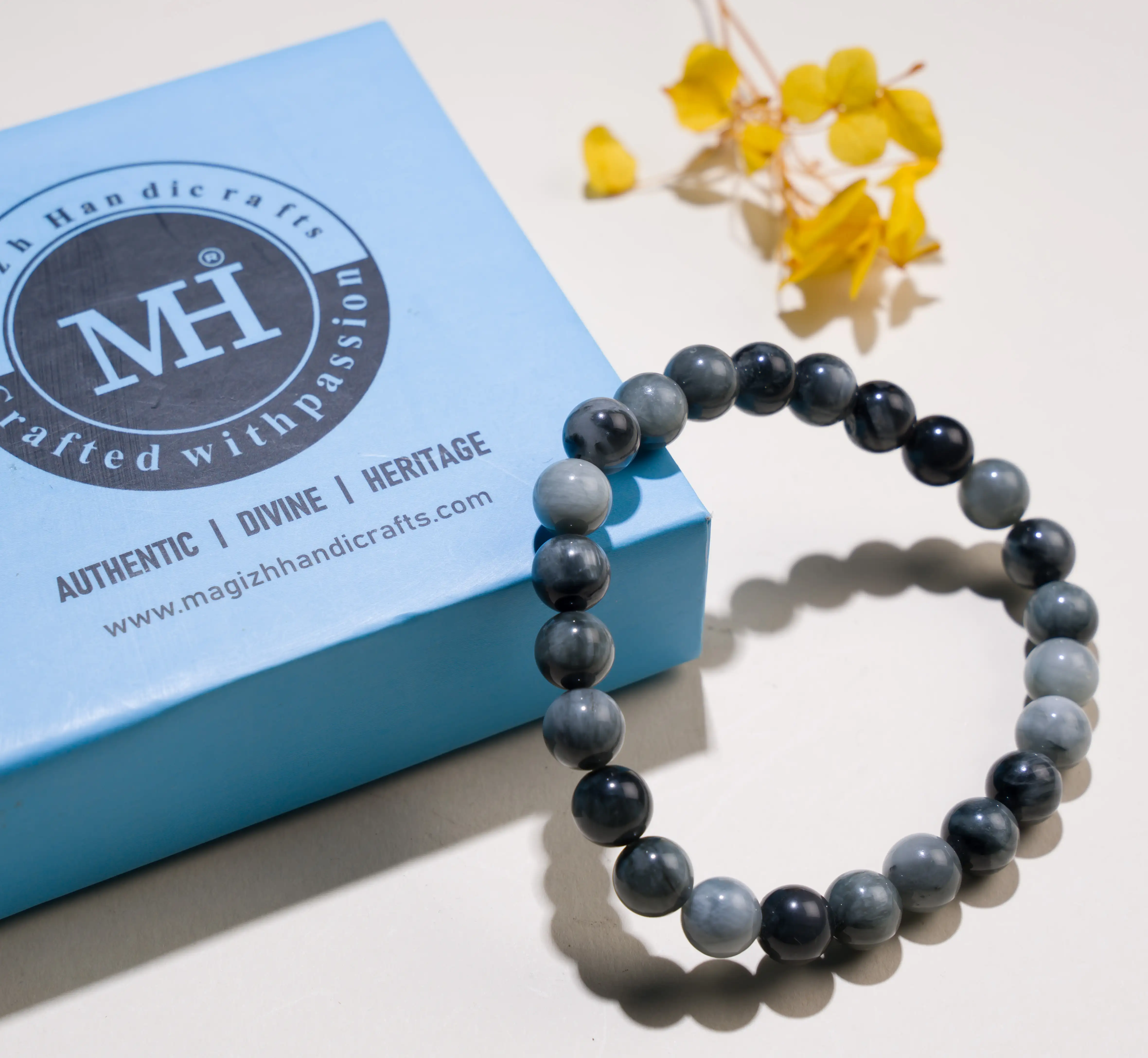 8 mm Black cat eye Crystal Bracelet - image 3