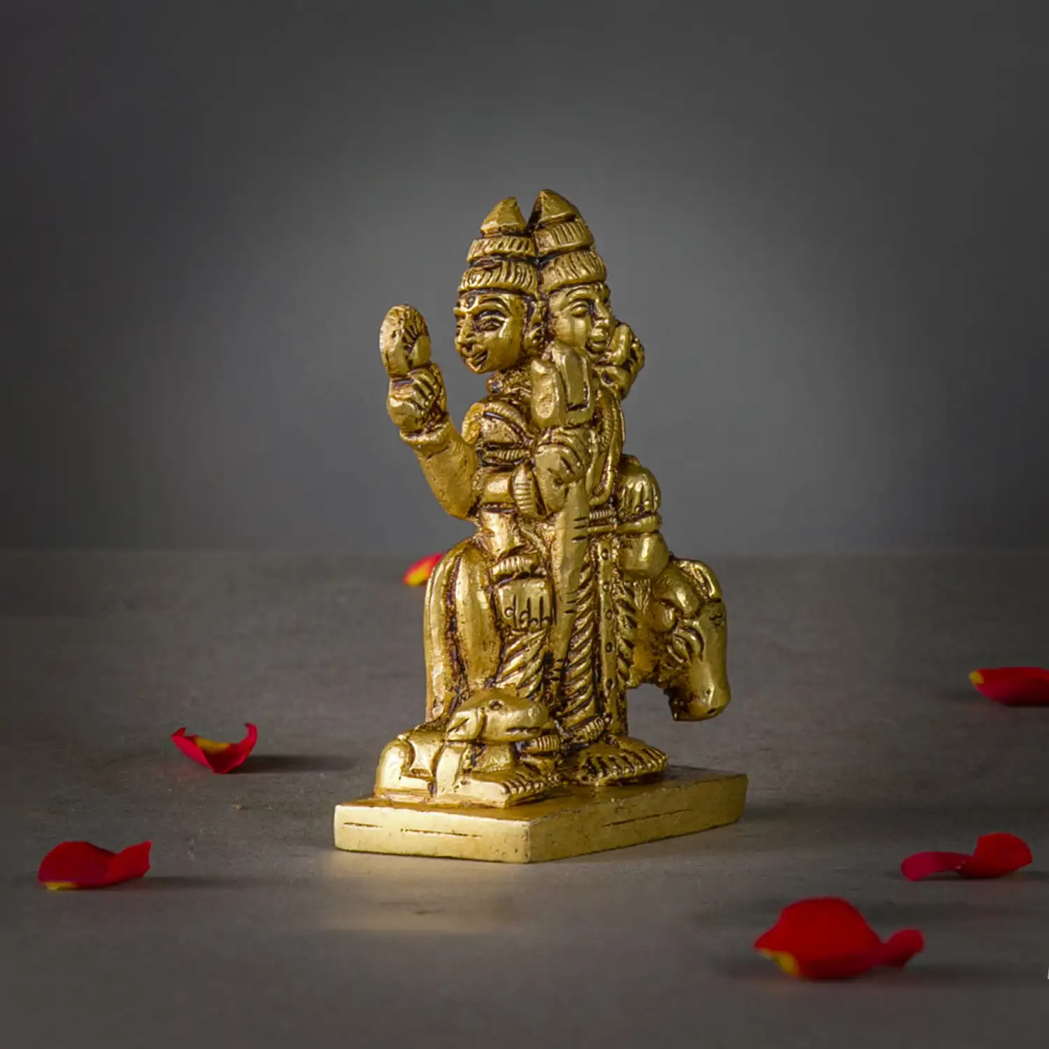 3.5 inches Brass Dattatreya idol - image 3