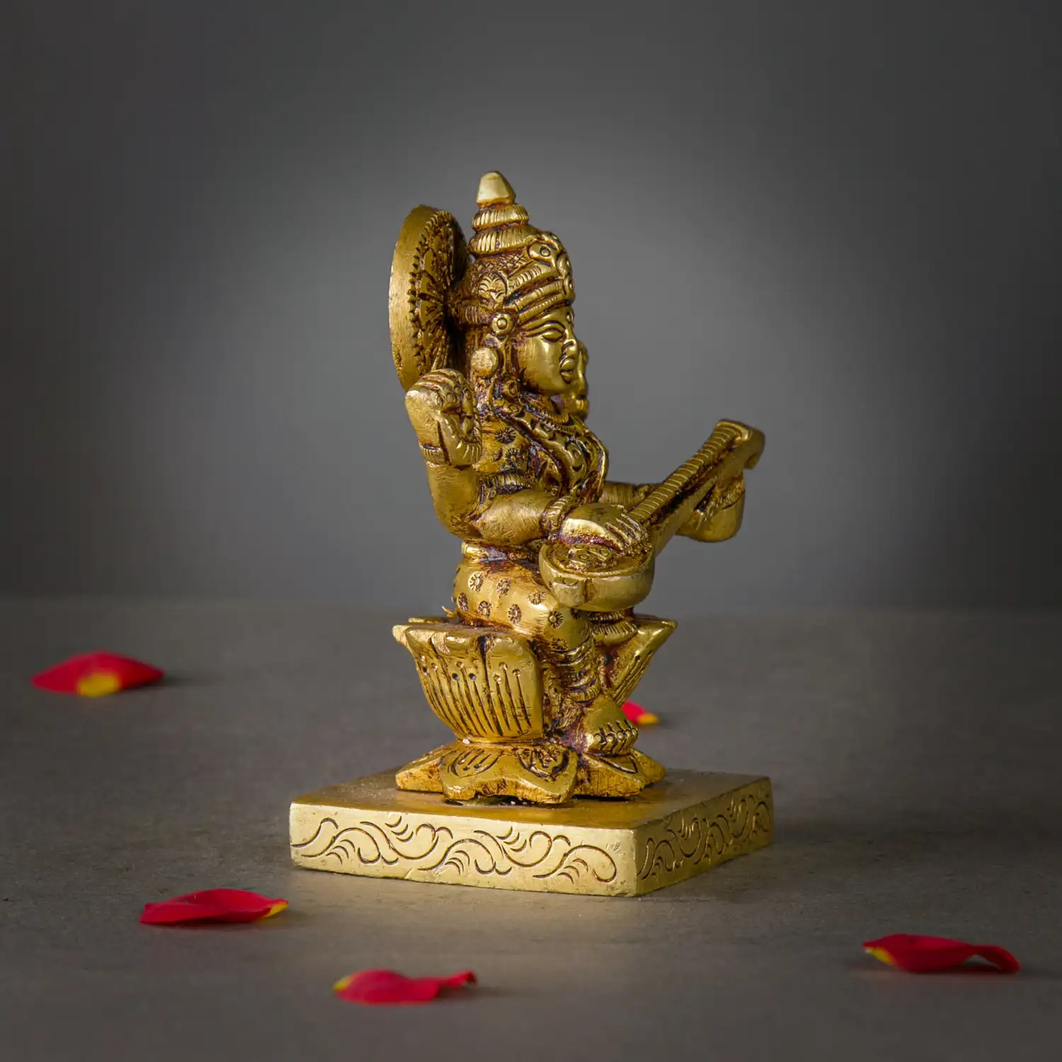4 inches brass Goddess Saraswathi on Lotus square peetam idol - image 2