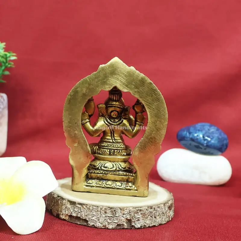 3.5 inches Brass frame Ganesha idol SC - image 3