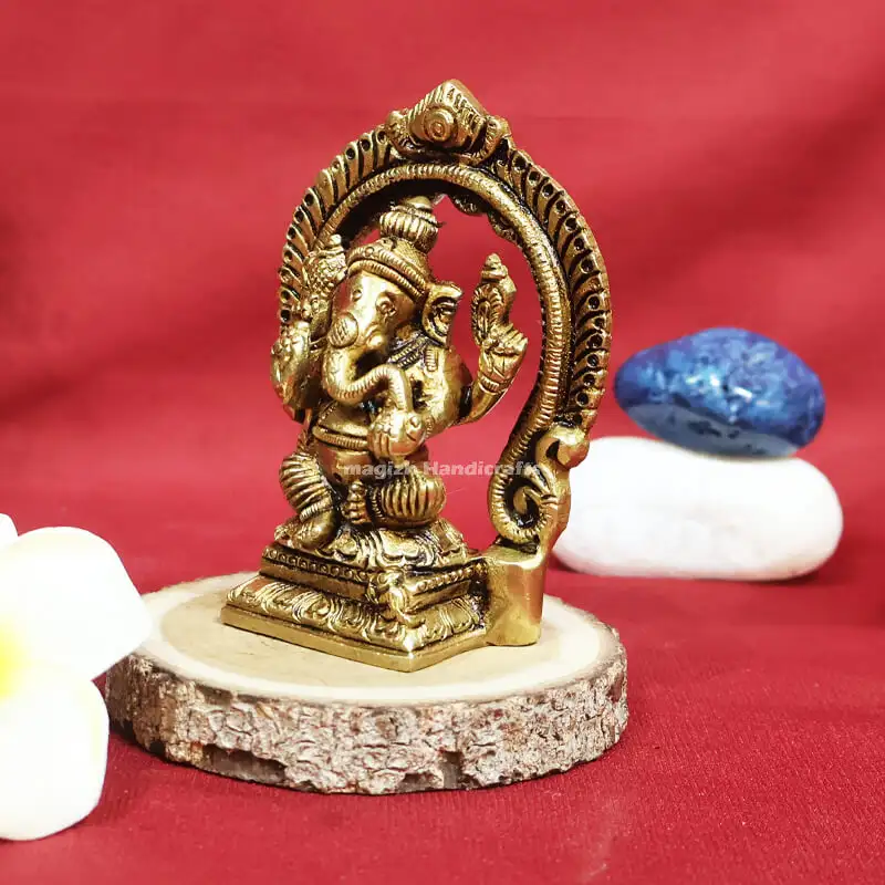 3.5 inches Brass frame Ganesha idol SC - secondary